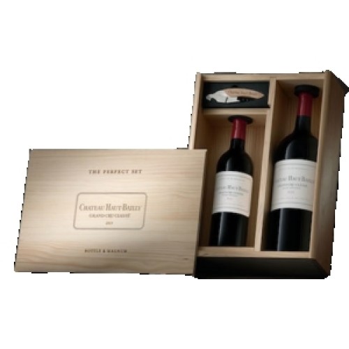 Magnum box, bottle & corkscrew 2015 Pessac-Leognan - aoc